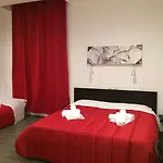 The House 3* Roma