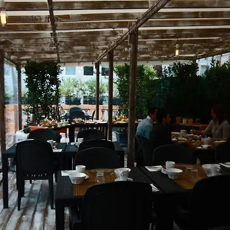 The House Roma
