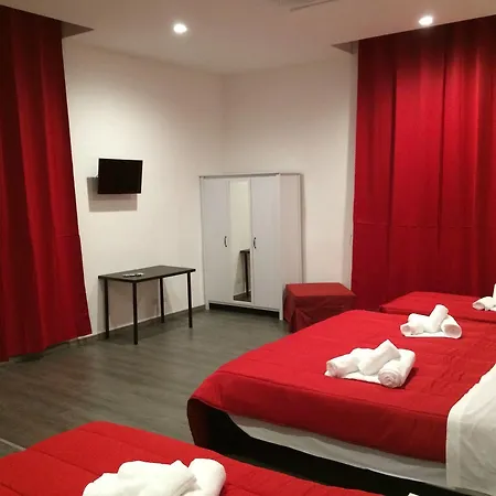 The House Guest house