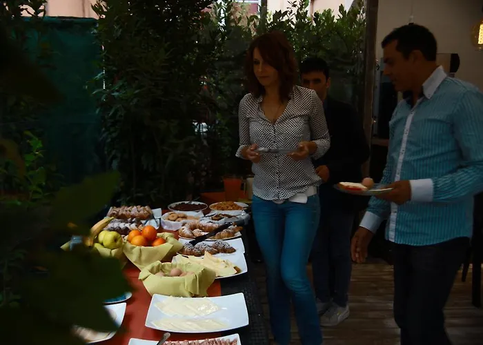 Guest house The House